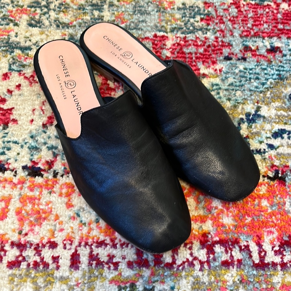 chinese laundry black mules